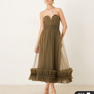 Elegant Strapless Olive Dress